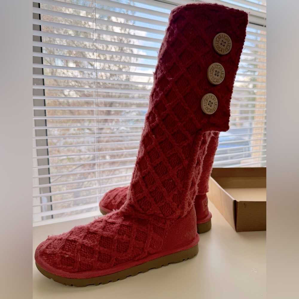 Ugg Cable knit boots